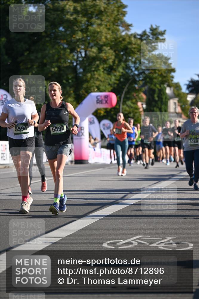 07.09.2025 - BARMER Alsterlauf Dr. Thomas Lammeyer http://msf.ph/oto/8712896 07.09.2025 09:43:24 Laufen 39, 5594, 5595, 8175, 3089 meine-sportfotos.de