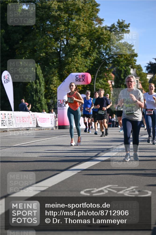 07.09.2025 - BARMER Alsterlauf Dr. Thomas Lammeyer http://msf.ph/oto/8712906 07.09.2025 09:43:25 Laufen 3, 124, 8106, 3089, 2994 meine-sportfotos.de