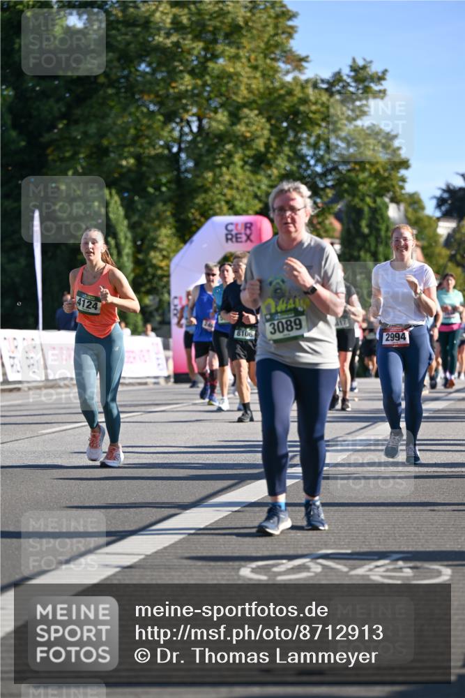 07.09.2025 - BARMER Alsterlauf Dr. Thomas Lammeyer http://msf.ph/oto/8712913 07.09.2025 09:43:27 Laufen 4124, 8106, 3089, 2994 meine-sportfotos.de