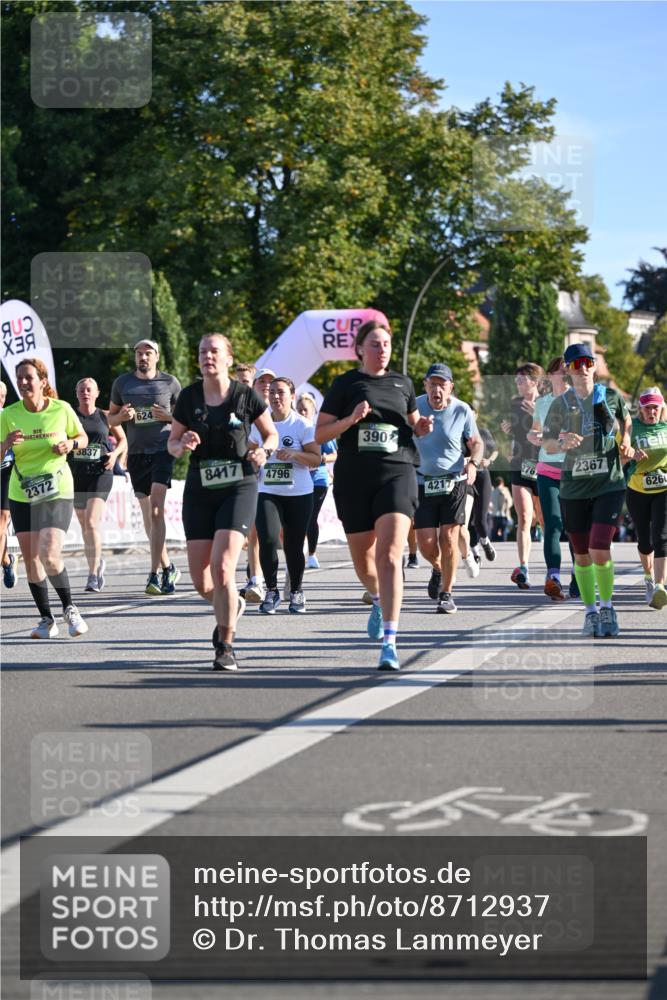 07.09.2025 - BARMER Alsterlauf Dr. Thomas Lammeyer http://msf.ph/oto/8712937 07.09.2025 09:43:31 Laufen 2372, 3837, 624, 8417, 4796, 390, 4217, 276, 2367, 626 meine-sportfotos.de