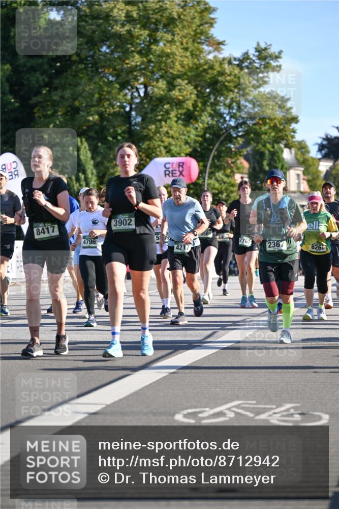 07.09.2025 - BARMER Alsterlauf Dr. Thomas Lammeyer http://msf.ph/oto/8712942 07.09.2025 09:43:32 Laufen 1472, 8417, 4796, 3902, 5, 9, 4217, 584, 440, 2767, 2367, 6260 meine-sportfotos.de