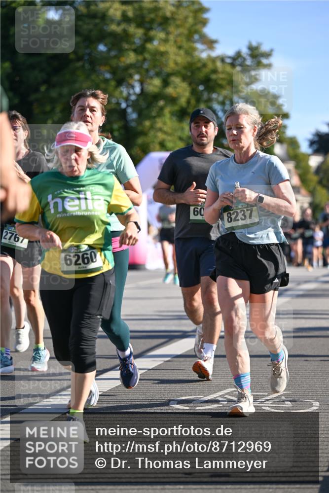 07.09.2025 - BARMER Alsterlauf Dr. Thomas Lammeyer http://msf.ph/oto/8712969 07.09.2025 09:43:36 Laufen 105, 60, 8237, 2767, 6260 meine-sportfotos.de