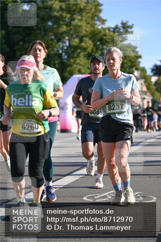 07.09.2025 - BARMER Alsterlauf Dr. Thomas Lammeyer http://msf.ph/oto/8712970 07.09.2025 09:43:36 Laufen 6081, 8237, 6260 meine-sportfotos.de