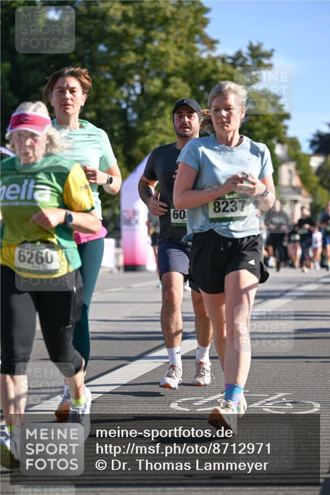 07.09.2025 - BARMER Alsterlauf Dr. Thomas Lammeyer http://msf.ph/oto/8712971 07.09.2025 09:43:36 Laufen 60, 8237, 6260 meine-sportfotos.de