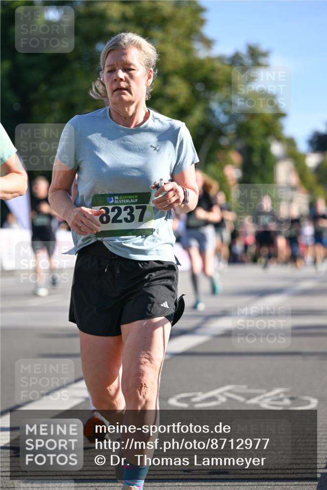 07.09.2025 - BARMER Alsterlauf Dr. Thomas Lammeyer http://msf.ph/oto/8712977 07.09.2025 09:43:37 Laufen 36, 8237 meine-sportfotos.de