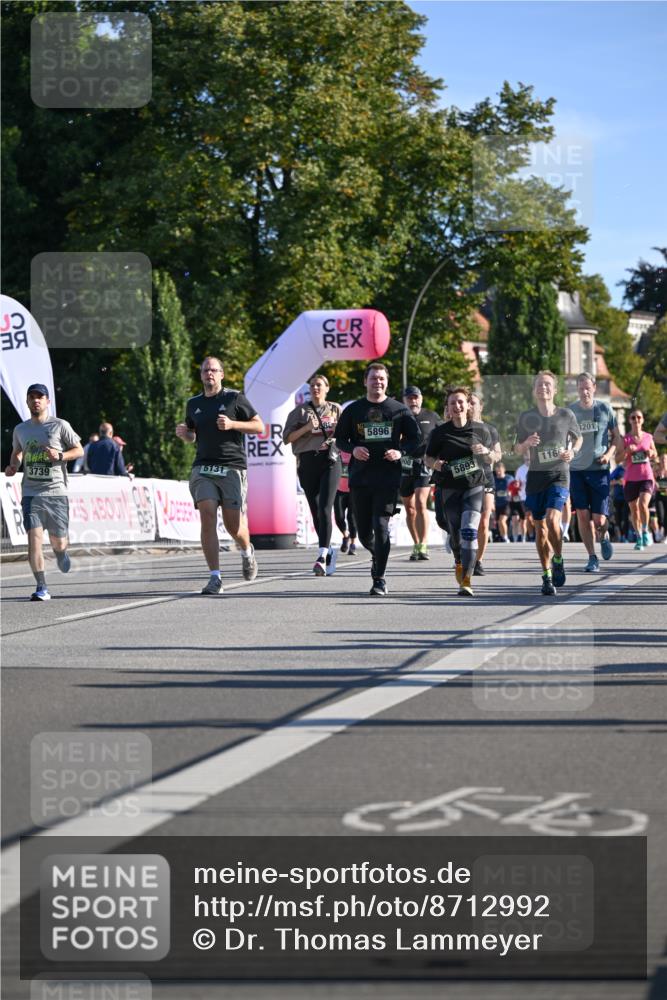 07.09.2025 - BARMER Alsterlauf Dr. Thomas Lammeyer http://msf.ph/oto/8712992 07.09.2025 09:43:41 Laufen 3739, 5131, 5896, 900, 5893, 1166, 3201, 536 meine-sportfotos.de