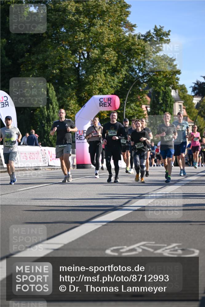 07.09.2025 - BARMER Alsterlauf Dr. Thomas Lammeyer http://msf.ph/oto/8712993 07.09.2025 09:43:41 Laufen 3739, 308, 5896, 3900, 5893, 1160, 201 meine-sportfotos.de