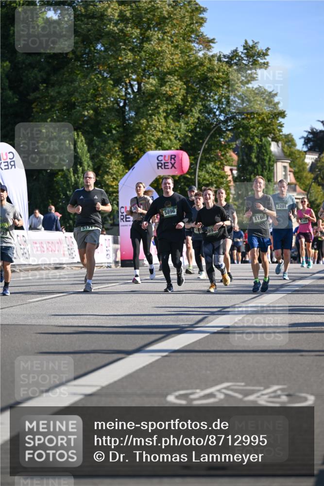 07.09.2025 - BARMER Alsterlauf Dr. Thomas Lammeyer http://msf.ph/oto/8712995 07.09.2025 09:43:41 Laufen 5131, 5896, 893, 1160, 3201, 3365 meine-sportfotos.de