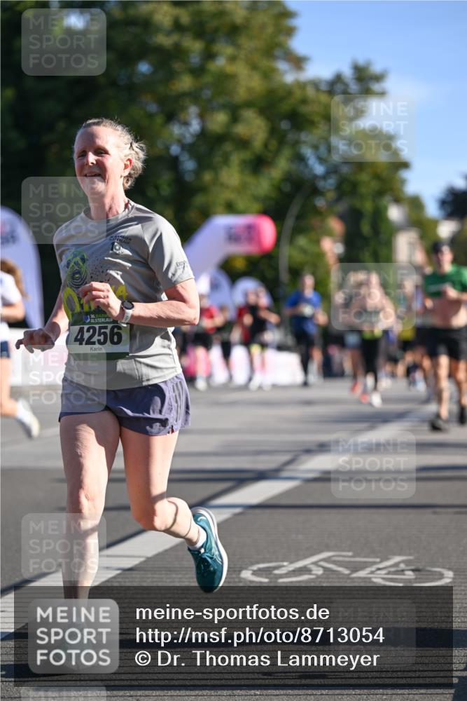 07.09.2025 - BARMER Alsterlauf Dr. Thomas Lammeyer http://msf.ph/oto/8713054 07.09.2025 09:43:51 Laufen 36, 4256 meine-sportfotos.de
