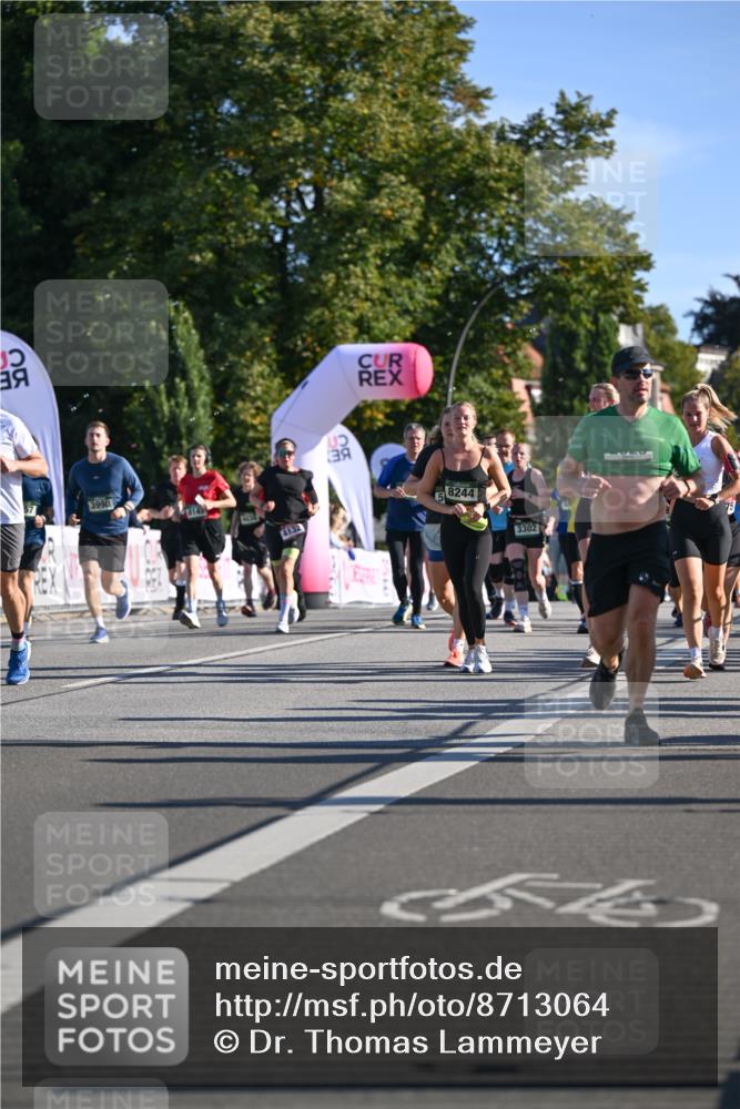 07.09.2025 - BARMER Alsterlauf Dr. Thomas Lammeyer http://msf.ph/oto/8713064 07.09.2025 09:43:53 Laufen 3998, 4132, 5, 8244, 3302 meine-sportfotos.de