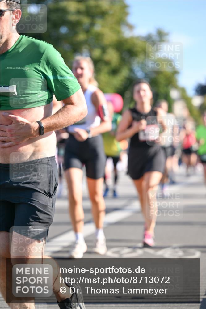 07.09.2025 - BARMER Alsterlauf Dr. Thomas Lammeyer http://msf.ph/oto/8713072 07.09.2025 09:43:57 Laufen 7 meine-sportfotos.de