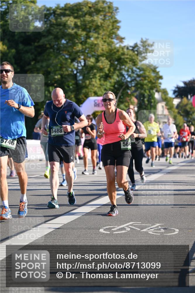 07.09.2025 - BARMER Alsterlauf Dr. Thomas Lammeyer http://msf.ph/oto/8713099 07.09.2025 09:44:03 Laufen 5746, 3488, 566, 92 meine-sportfotos.de