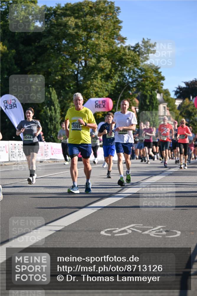 07.09.2025 - BARMER Alsterlauf Dr. Thomas Lammeyer http://msf.ph/oto/8713126 07.09.2025 09:44:07 Laufen 8044, 2091 meine-sportfotos.de