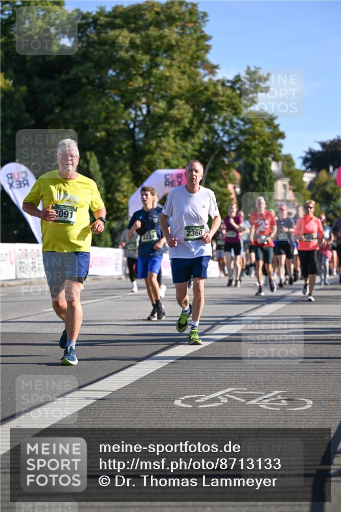 07.09.2025 - BARMER Alsterlauf Dr. Thomas Lammeyer http://msf.ph/oto/8713133 07.09.2025 09:44:08 Laufen 091, 3224, 2360 meine-sportfotos.de