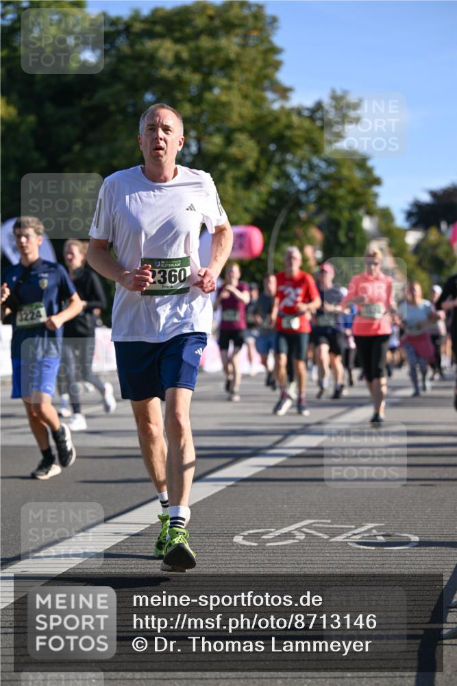 07.09.2025 - BARMER Alsterlauf Dr. Thomas Lammeyer http://msf.ph/oto/8713146 07.09.2025 09:44:10 Laufen 3224, 136, 2360 meine-sportfotos.de