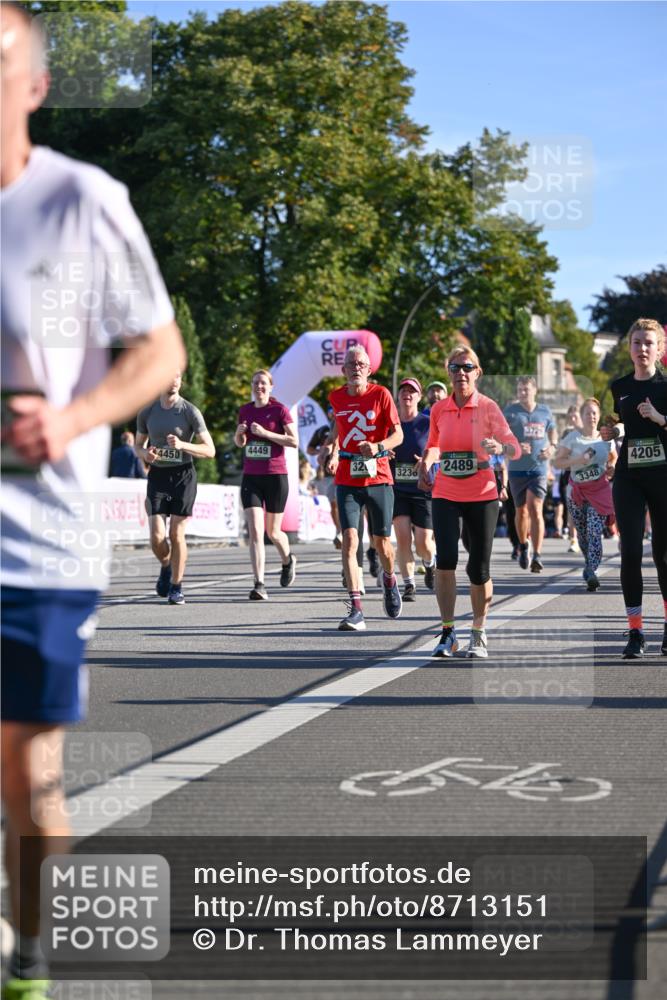 07.09.2025 - BARMER Alsterlauf Dr. Thomas Lammeyer http://msf.ph/oto/8713151 07.09.2025 09:44:11 Laufen 4450, 4449, 3729, 32, 2489, 3236, 3348, 4205 meine-sportfotos.de