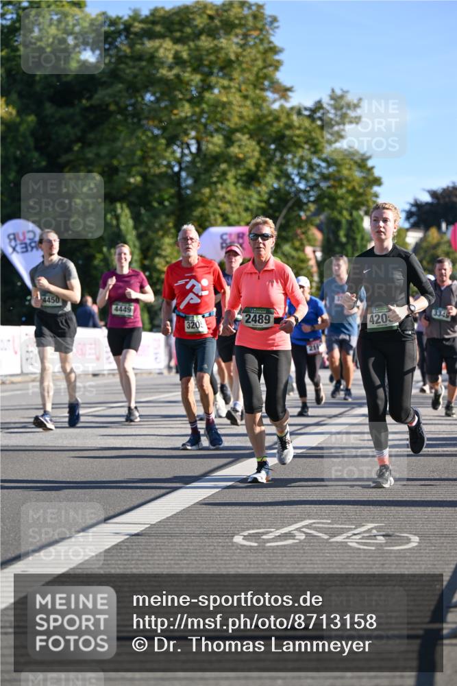 07.09.2025 - BARMER Alsterlauf Dr. Thomas Lammeyer http://msf.ph/oto/8713158 07.09.2025 09:44:12 Laufen 4450, 4449, 2489, 320, 216, 420, 3349 meine-sportfotos.de