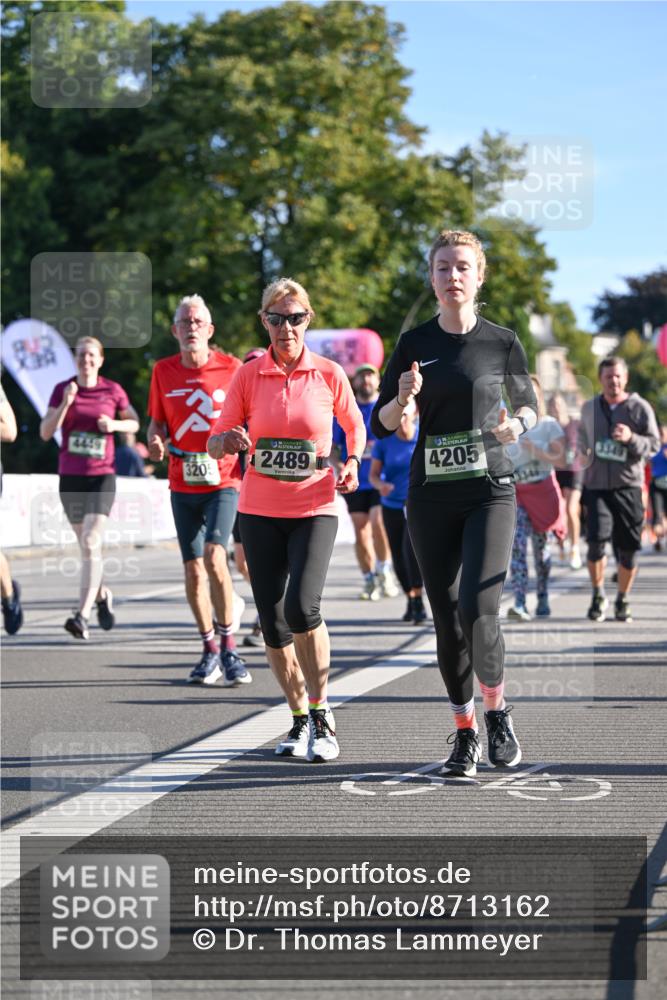 07.09.2025 - BARMER Alsterlauf Dr. Thomas Lammeyer http://msf.ph/oto/8713162 07.09.2025 09:44:13 Laufen 3205, 2489, 4205, 3347 meine-sportfotos.de