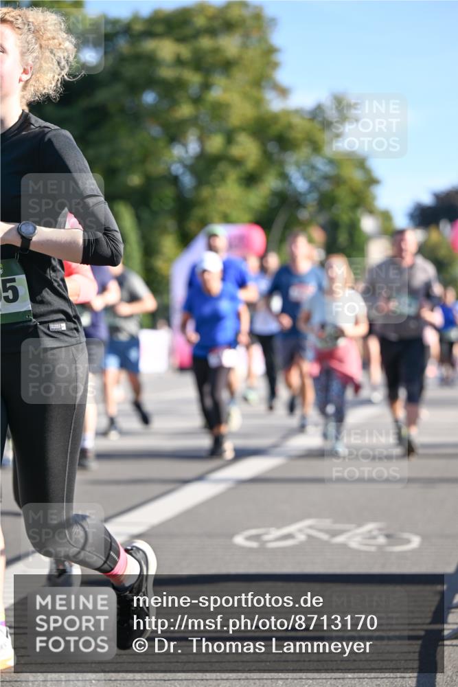 07.09.2025 - BARMER Alsterlauf Dr. Thomas Lammeyer http://msf.ph/oto/8713170 07.09.2025 09:44:14 Laufen 5 meine-sportfotos.de
