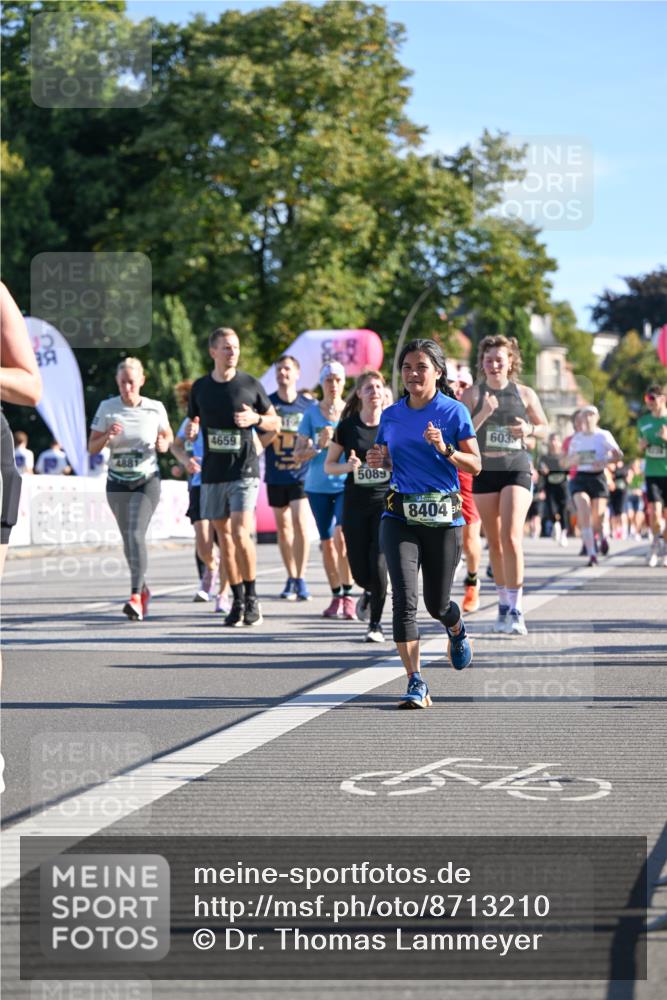 07.09.2025 - BARMER Alsterlauf Dr. Thomas Lammeyer http://msf.ph/oto/8713210 07.09.2025 09:44:21 Laufen 28, 4881, 4659, 5089, 8404, 603 meine-sportfotos.de