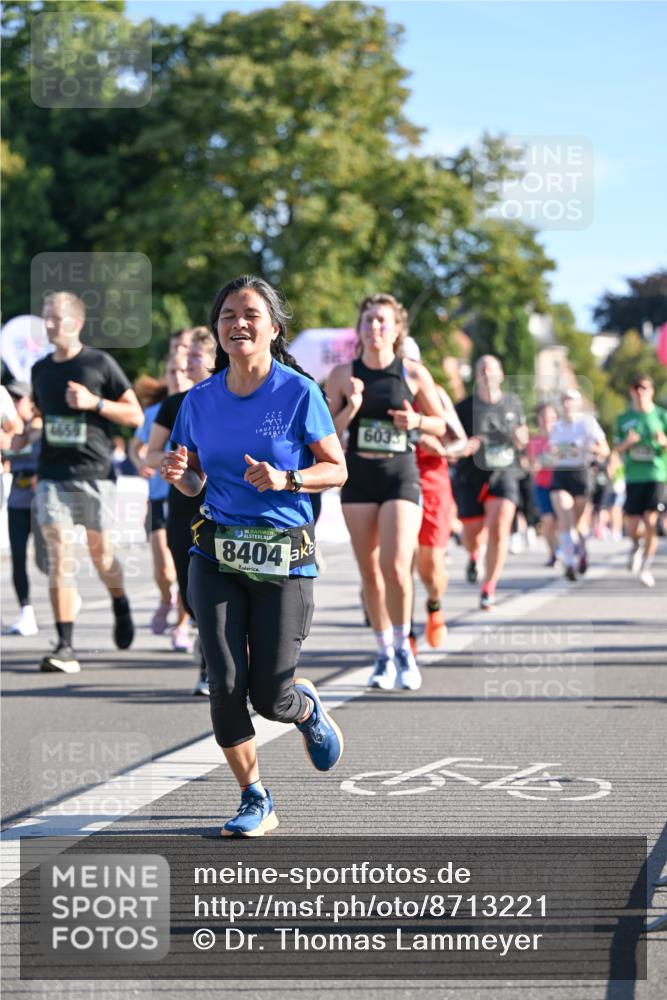 07.09.2025 - BARMER Alsterlauf Dr. Thomas Lammeyer http://msf.ph/oto/8713221 07.09.2025 09:44:22 Laufen 36, 8404, 6033 meine-sportfotos.de