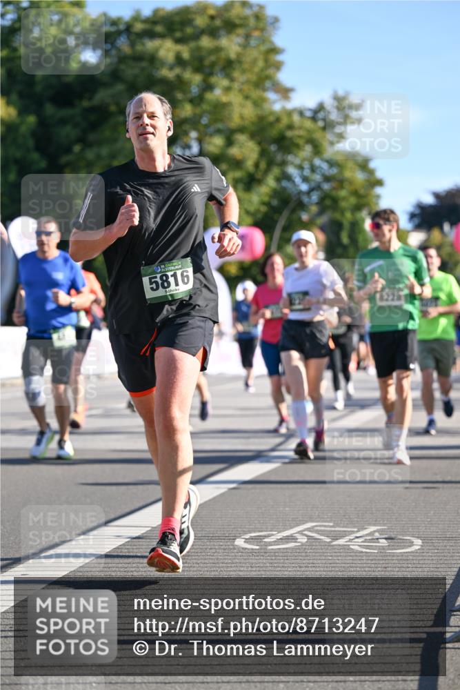 07.09.2025 - BARMER Alsterlauf Dr. Thomas Lammeyer http://msf.ph/oto/8713247 07.09.2025 09:44:26 Laufen 36, 5816 meine-sportfotos.de