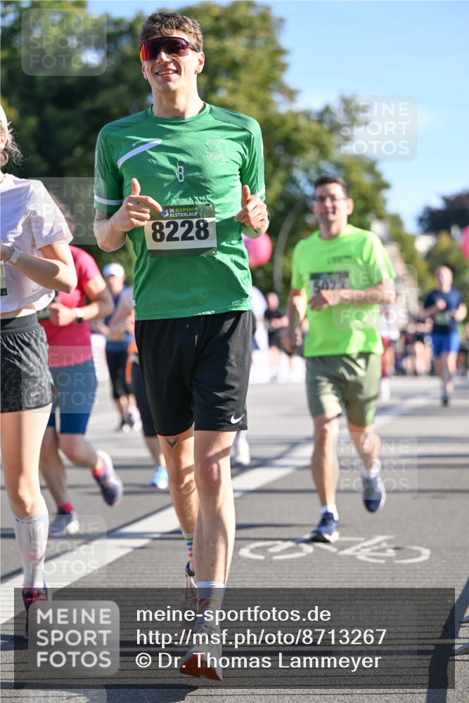 07.09.2025 - BARMER Alsterlauf Dr. Thomas Lammeyer http://msf.ph/oto/8713267 07.09.2025 09:44:29 Laufen 36, 8228 meine-sportfotos.de