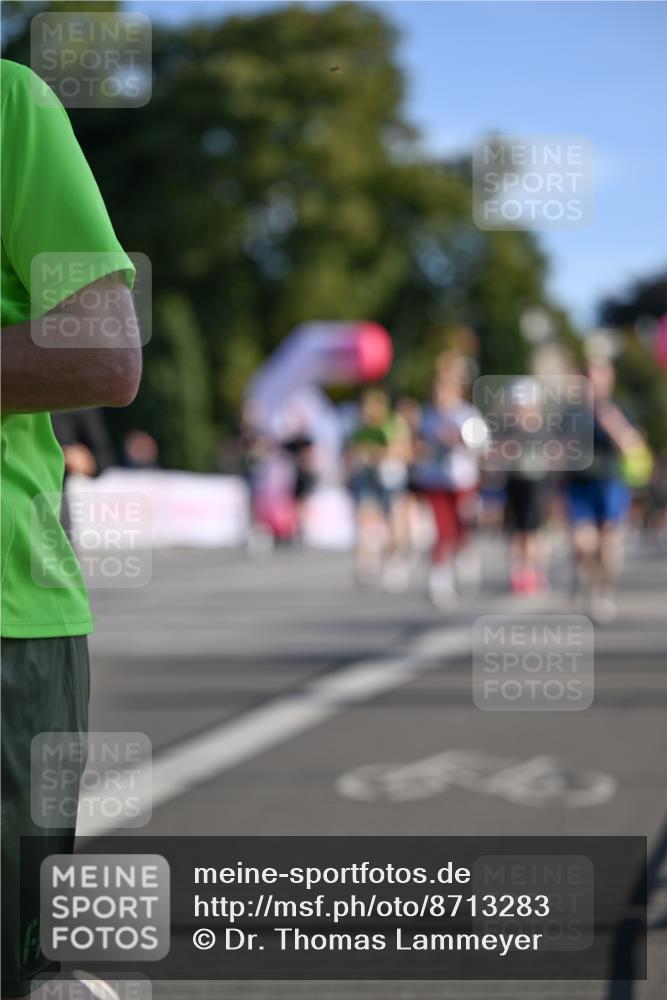 07.09.2025 - BARMER Alsterlauf Dr. Thomas Lammeyer http://msf.ph/oto/8713283 07.09.2025 09:44:32 Laufen  meine-sportfotos.de