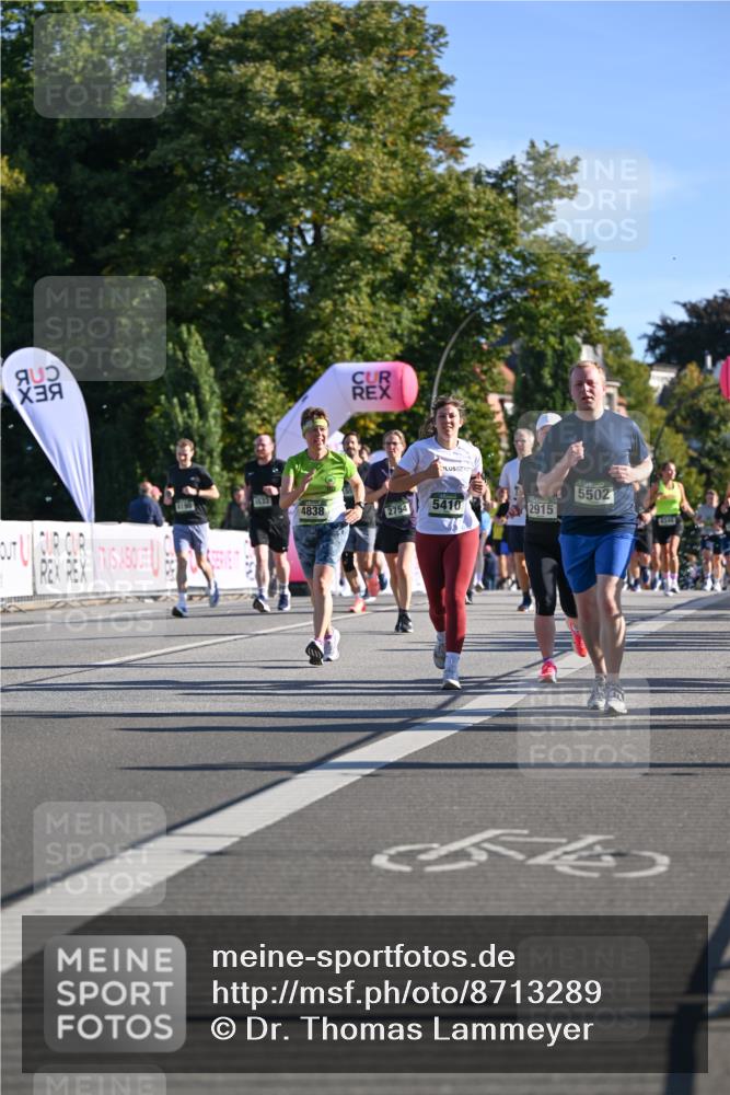 07.09.2025 - BARMER Alsterlauf Dr. Thomas Lammeyer http://msf.ph/oto/8713289 07.09.2025 09:44:33 Laufen 4838, 2754, 5410, 2915, 5502 meine-sportfotos.de