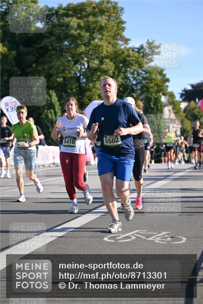 07.09.2025 - BARMER Alsterlauf Dr. Thomas Lammeyer http://msf.ph/oto/8713301 07.09.2025 09:44:35 Laufen 2510, 5410, 5502 meine-sportfotos.de