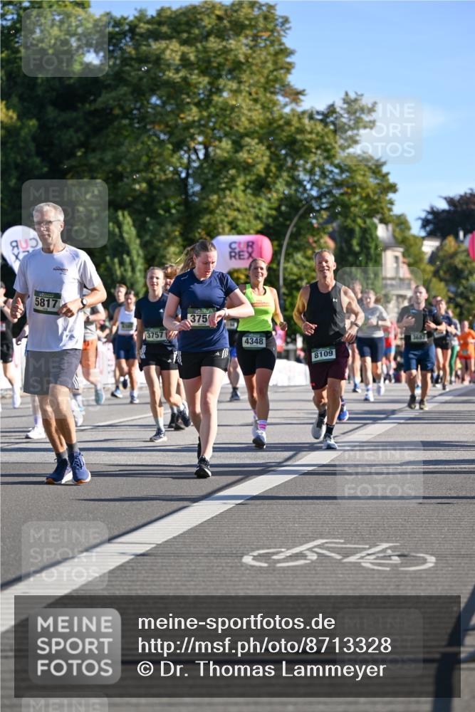 07.09.2025 - BARMER Alsterlauf Dr. Thomas Lammeyer http://msf.ph/oto/8713328 07.09.2025 09:44:40 Laufen 5817, 137577, 375, 4348, 8109, 3687 meine-sportfotos.de