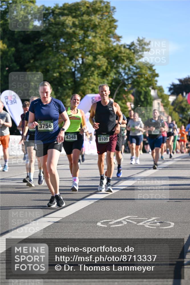 07.09.2025 - BARMER Alsterlauf Dr. Thomas Lammeyer http://msf.ph/oto/8713337 07.09.2025 09:44:41 Laufen 3756, 4348, 8109 meine-sportfotos.de