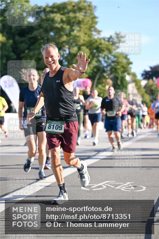 07.09.2025 - BARMER Alsterlauf Dr. Thomas Lammeyer http://msf.ph/oto/8713351 07.09.2025 09:44:43 Laufen 8109, 144 meine-sportfotos.de