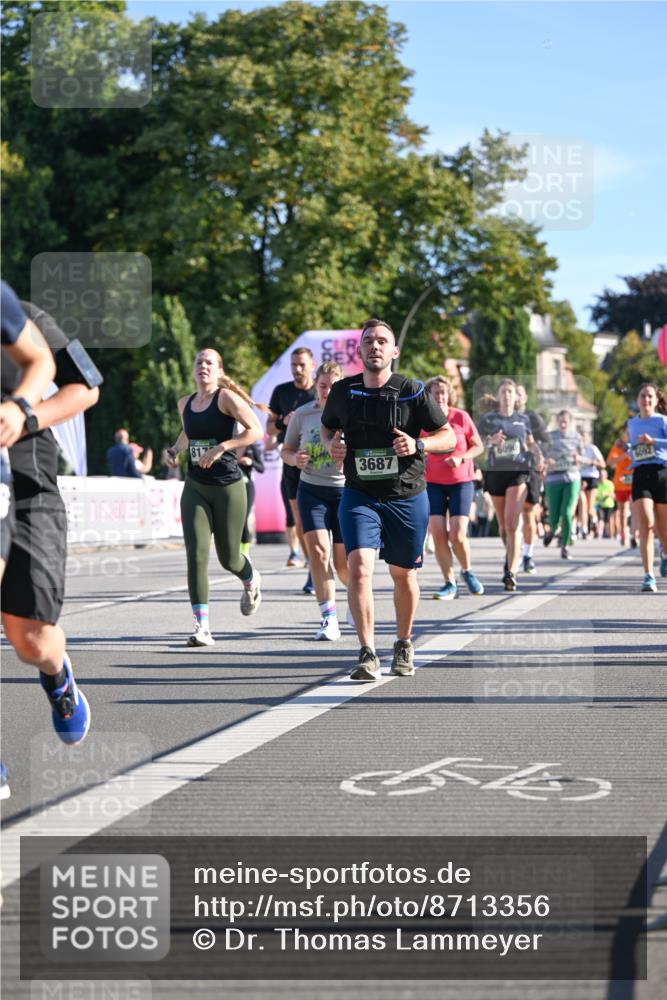 07.09.2025 - BARMER Alsterlauf Dr. Thomas Lammeyer http://msf.ph/oto/8713356 07.09.2025 09:44:44 Laufen 817, 3687, 6092 meine-sportfotos.de