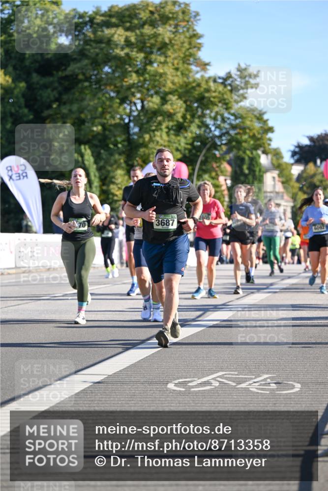 07.09.2025 - BARMER Alsterlauf Dr. Thomas Lammeyer http://msf.ph/oto/8713358 07.09.2025 09:44:45 Laufen 3687, 6092 meine-sportfotos.de