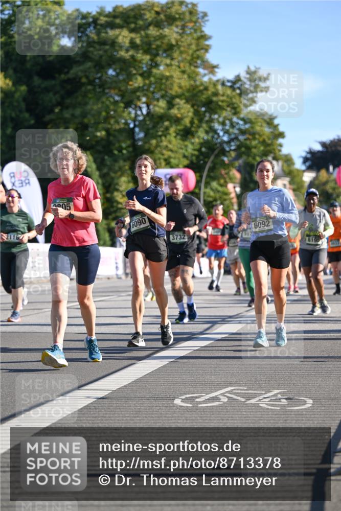 07.09.2025 - BARMER Alsterlauf Dr. Thomas Lammeyer http://msf.ph/oto/8713378 07.09.2025 09:44:48 Laufen 905, 2116, 6090, 3732, 6092, 8195 meine-sportfotos.de