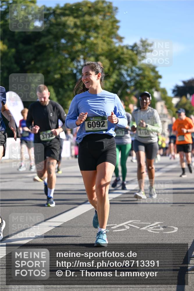 07.09.2025 - BARMER Alsterlauf Dr. Thomas Lammeyer http://msf.ph/oto/8713391 07.09.2025 09:44:50 Laufen 3732, 36, 6092 meine-sportfotos.de