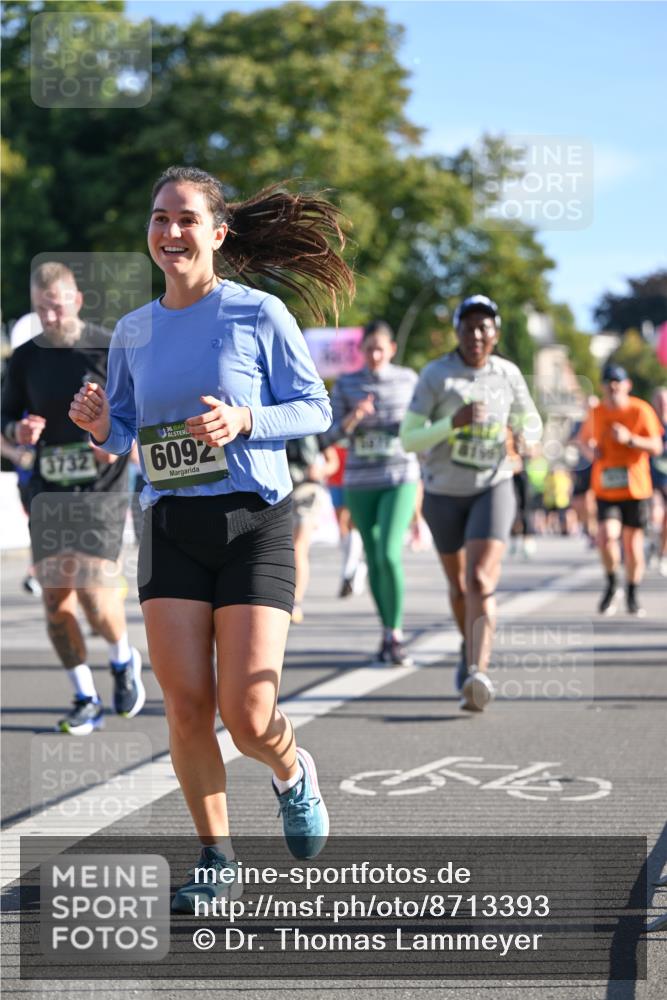 07.09.2025 - BARMER Alsterlauf Dr. Thomas Lammeyer http://msf.ph/oto/8713393 07.09.2025 09:44:50 Laufen 3732, 136, 6092 meine-sportfotos.de