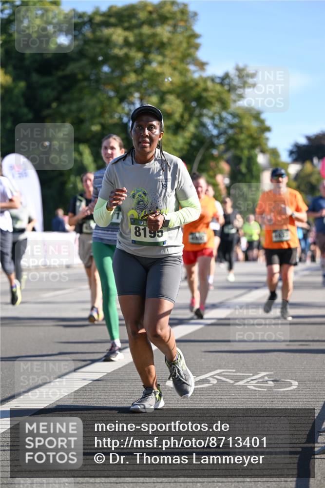 07.09.2025 - BARMER Alsterlauf Dr. Thomas Lammeyer http://msf.ph/oto/8713401 07.09.2025 09:44:52 Laufen 8195, 2 meine-sportfotos.de