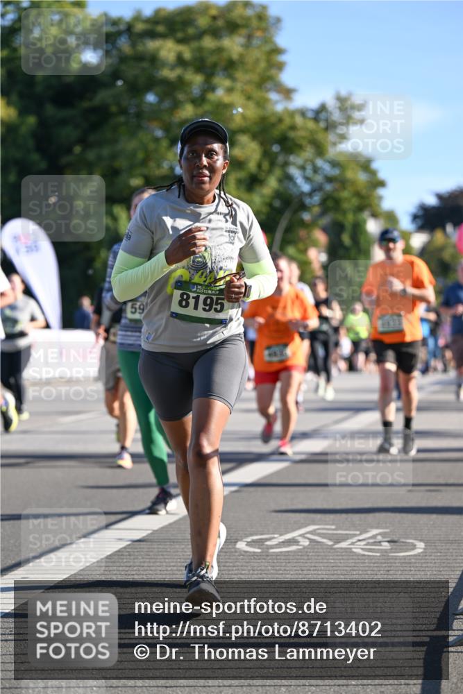 07.09.2025 - BARMER Alsterlauf Dr. Thomas Lammeyer http://msf.ph/oto/8713402 07.09.2025 09:44:52 Laufen 59, 36, 136, 8195 meine-sportfotos.de