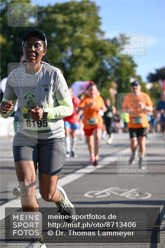 07.09.2025 - BARMER Alsterlauf Dr. Thomas Lammeyer http://msf.ph/oto/8713406 07.09.2025 09:44:52 Laufen 36, 10, 8195, 64 meine-sportfotos.de