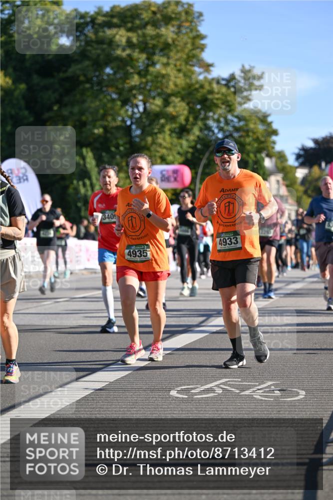 07.09.2025 - BARMER Alsterlauf Dr. Thomas Lammeyer http://msf.ph/oto/8713412 07.09.2025 09:44:53 Laufen 7518, 340, 4935, 4933 meine-sportfotos.de