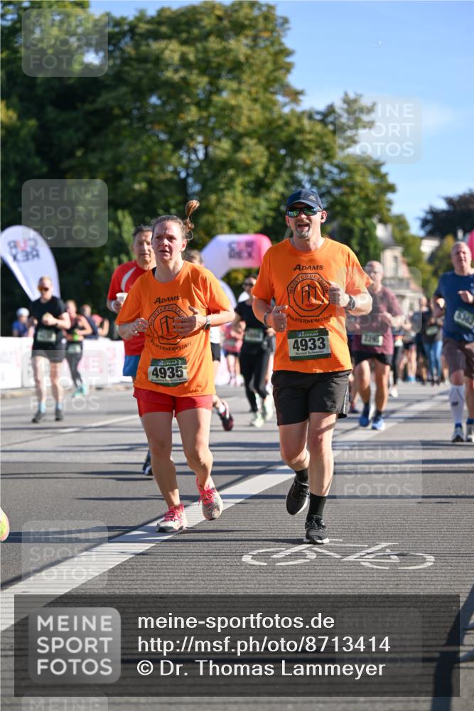 07.09.2025 - BARMER Alsterlauf Dr. Thomas Lammeyer http://msf.ph/oto/8713414 07.09.2025 09:44:54 Laufen 4935, 4933, 226, 5362 meine-sportfotos.de