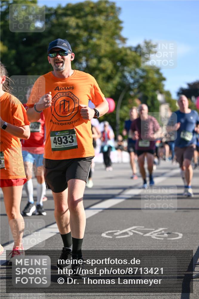 07.09.2025 - BARMER Alsterlauf Dr. Thomas Lammeyer http://msf.ph/oto/8713421 07.09.2025 09:44:55 Laufen 36, 4933 meine-sportfotos.de