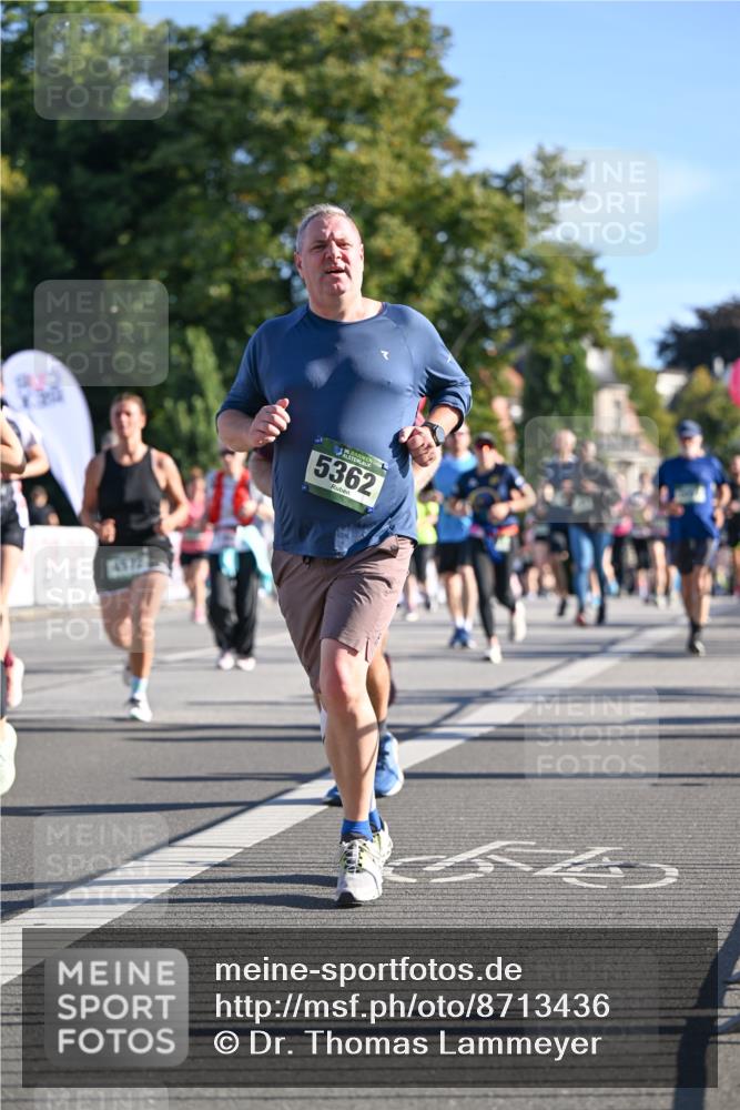 07.09.2025 - BARMER Alsterlauf Dr. Thomas Lammeyer http://msf.ph/oto/8713436 07.09.2025 09:44:57 Laufen 6, 5362 meine-sportfotos.de