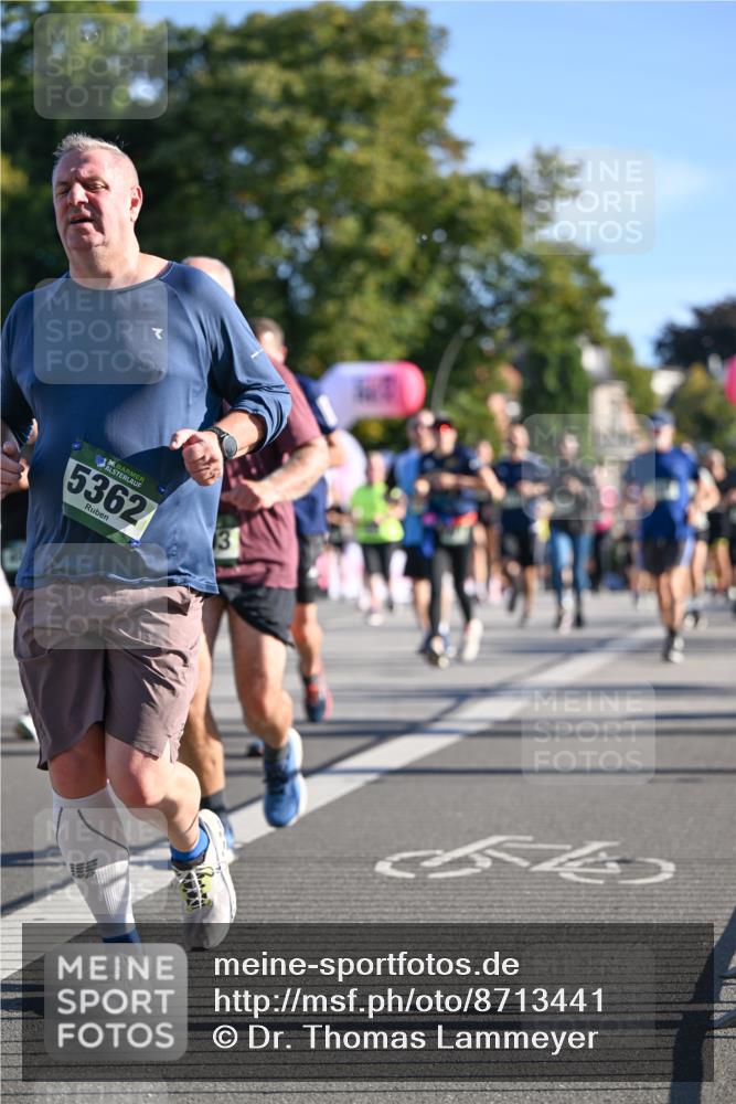 07.09.2025 - BARMER Alsterlauf Dr. Thomas Lammeyer http://msf.ph/oto/8713441 07.09.2025 09:44:58 Laufen 36, 5362, 64 meine-sportfotos.de