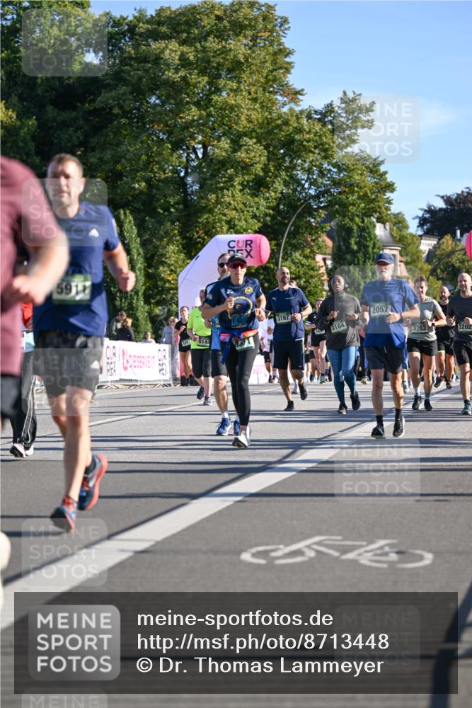 07.09.2025 - BARMER Alsterlauf Dr. Thomas Lammeyer http://msf.ph/oto/8713448 07.09.2025 09:44:59 Laufen 591, 6144, 10, 3197, 34, 3164, 2057, 3203, 3202 meine-sportfotos.de