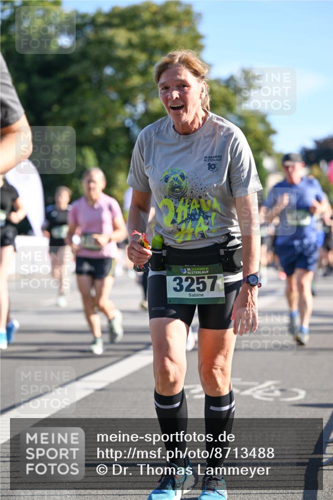 07.09.2025 - BARMER Alsterlauf Dr. Thomas Lammeyer http://msf.ph/oto/8713488 07.09.2025 09:45:06 Laufen 36, 36, 3257 meine-sportfotos.de