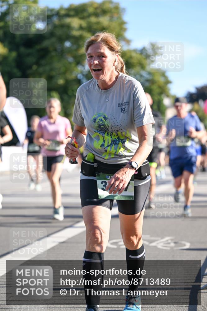 07.09.2025 - BARMER Alsterlauf Dr. Thomas Lammeyer http://msf.ph/oto/8713489 07.09.2025 09:45:06 Laufen 36 meine-sportfotos.de