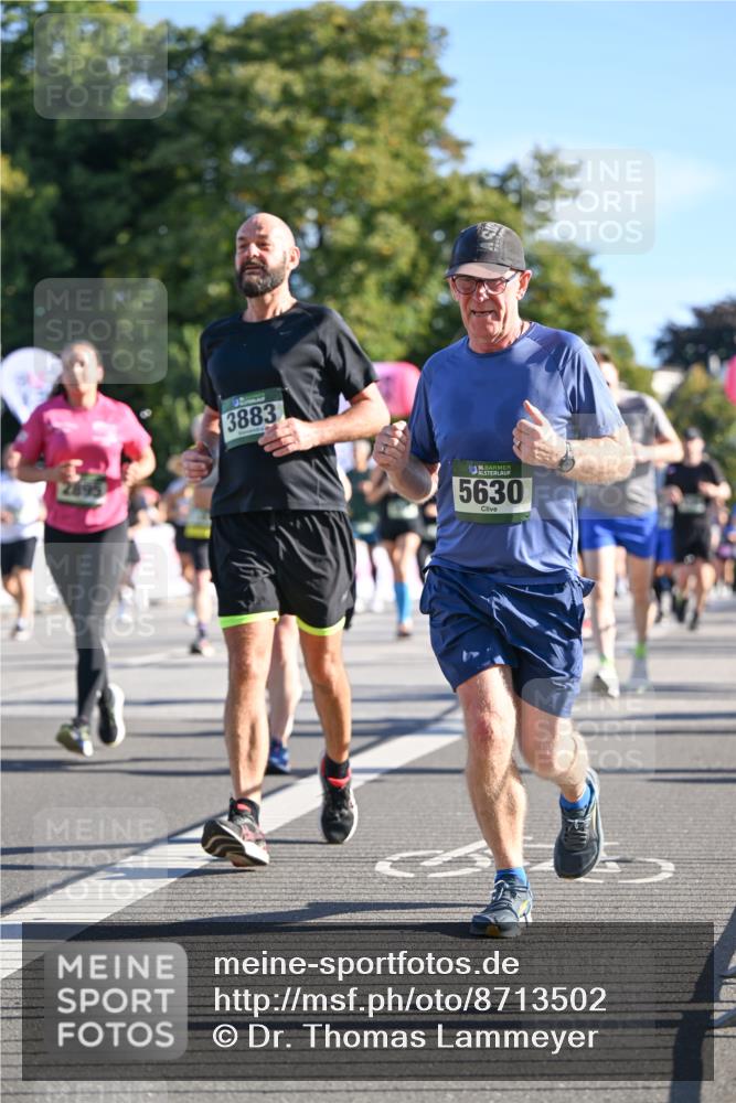 07.09.2025 - BARMER Alsterlauf Dr. Thomas Lammeyer http://msf.ph/oto/8713502 07.09.2025 09:45:08 Laufen 2895, 3883, 36, 5630 meine-sportfotos.de